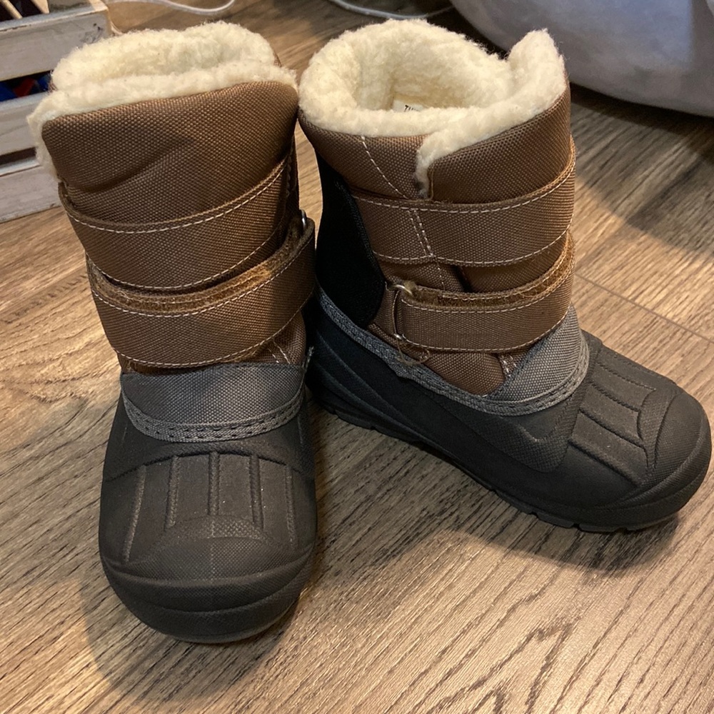 NWOT! Toddler snow boots